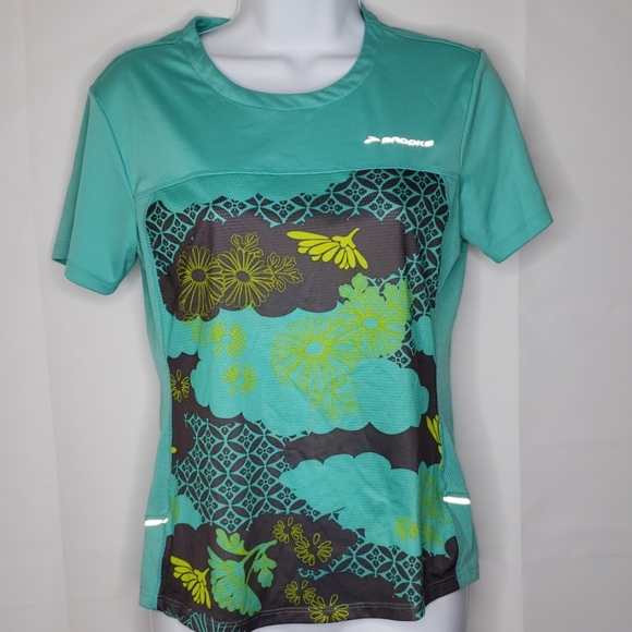 brooks running top